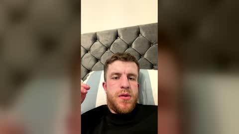 Snapshot of scottishguy220110 chatting on June 2026 09:07:02 PM scottishguy220110 online show from June 2026 09:07:02 PM