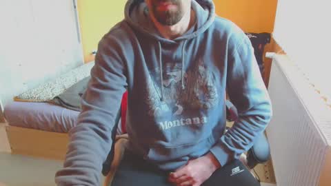 scotty_98 online show from December 2024 12:46:02 PM