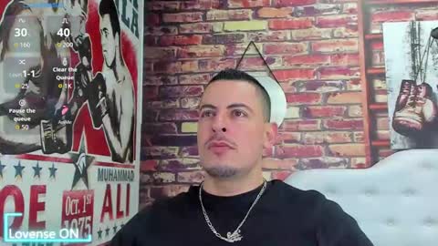 Ricardo online show from October 2025 01:37:01 AM