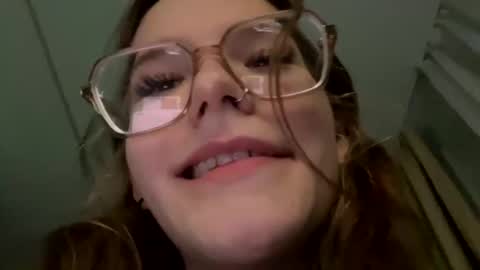 sdddisk online show from March 2025 06:58:02 PM