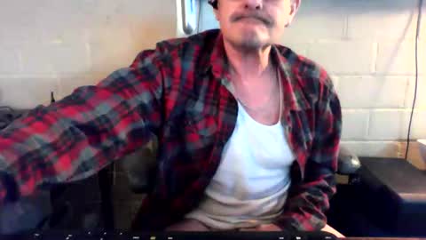 eating pussy  sucking dick online show from January 2026 07:23:01 PM