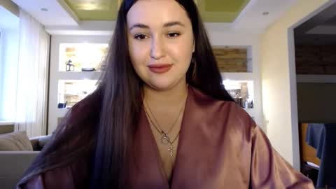 Elizabeth  online show from December 2024 12:49:02 PM