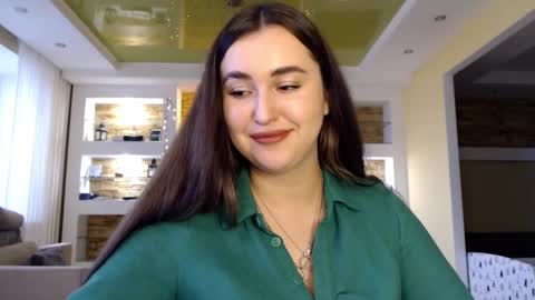 Elizabeth  online show from January 2025 11:35:02 AM