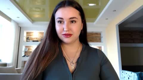 Elizabeth  online show from March 2025 10:57:01 AM