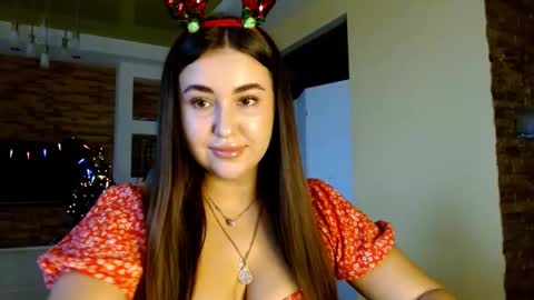 Elizabeth  online show from December 2025 09:37:02 AM