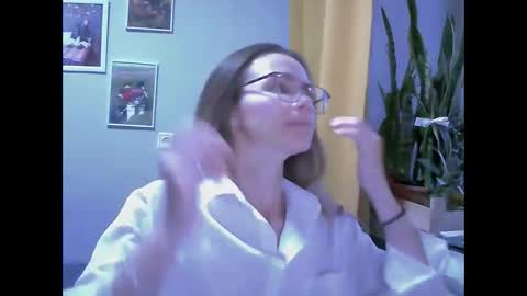 Snapshot of sea_dream chatting on November 2025 03:49:02 AM SEA Dream online show from November 2025 03:49:02 AM