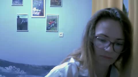 Snapshot of sea_dream chatting on November 2025 04:45:02 AM SEA Dream online show from November 2025 04:45:02 AM