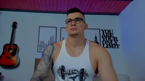 Sean Carrera online show from December 2024 04:46:02 PM