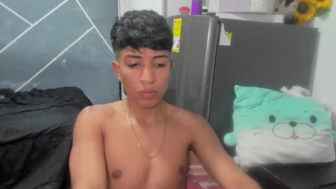 Snapshot of sean_scoth2 chatting on January 2025 03:04:02 AM Sean Scoth online show from January 2025 03:04:02 AM