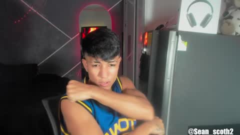 Snapshot of sean_scoth2 chatting on January 2025 12:58:02 AM Sean Scoth online show from January 2025 12:58:02 AM