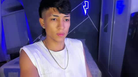 Snapshot of sean_scoth2 chatting on February 2025 07:01:02 AM Sean Scoth online show from February 2025 07:01:02 AM