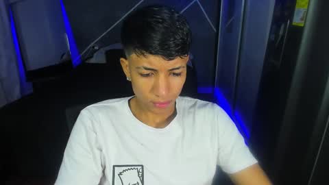 Snapshot of sean_scoth2 chatting on February 2025 01:38:01 AM Sean Scoth online show from February 2025 01:38:01 AM