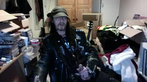 seasidesteve71 online show from April 2026 01:36:01 AM
