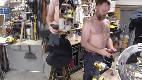 Snapshot of seattlemanwhore chatting on December 2024 05:15:01 PM Seattlemanwhore online show from December 2024 05:15:01 PM