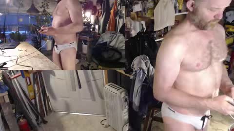 Snapshot of seattlemanwhore chatting on February 2025 03:27:02 PM Seattlemanwhore online show from February 2025 03:27:02 PM