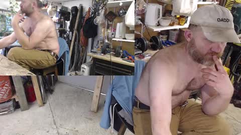 Snapshot of seattlemanwhore chatting on February 2025 06:00:02 PM Seattlemanwhore online show from February 2025 06:00:02 PM