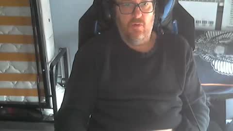 Snapshot of seba881975 chatting on November 2025 02:23:01 PM Sba Fr online show from November 2025 02:23:01 PM