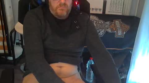 Snapshot of seba881975 chatting on December 2025 02:34:01 PM Sba Fr online show from December 2025 02:34:01 PM