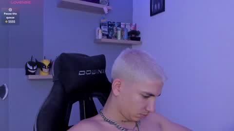 Sebastin online show from January 2025 07:04:01 PM