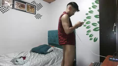 Snapshot of sebas_baby chatting on November 2025 06:14:01 PM SEBASTIAN online show from November 2025 06:14:01 PM