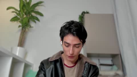 sebastian online show from January 2025 12:30:01 AM