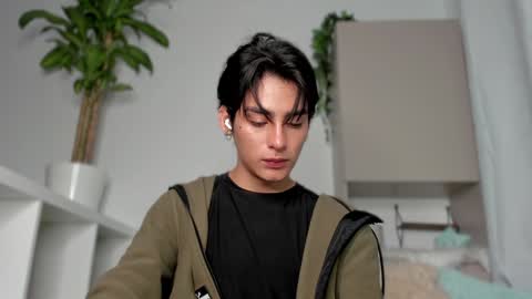 sebastian online show from January 2025 05:56:01 AM