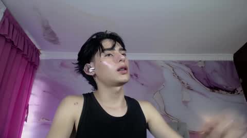 sebastian online show from March 2025 08:12:01 PM