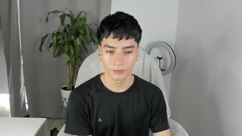 sebastian online show from October 2025 05:24:02 PM