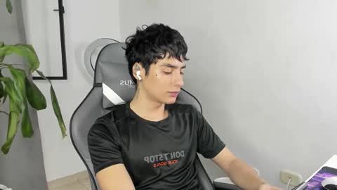 sebastian online show from January 2026 03:05:02 PM