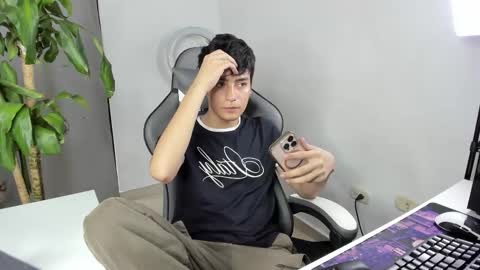 sebastian online show from March 2026 04:35:02 PM