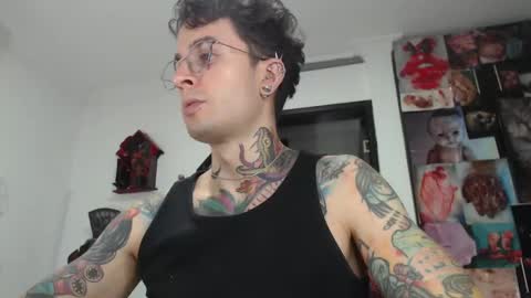 Snapshot of sebasbigdick_ chatting on February 2025 05:42:02 AM spityio instagram online show from February 2025 05:42:02 AM