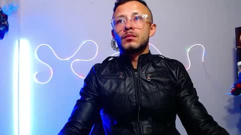 Sebastian online show from October 2025 08:13:01 AM