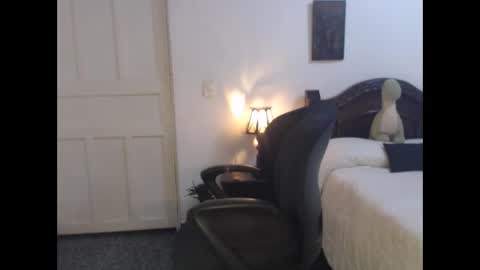 Sebastian Ferrer online show from October 2025 08:27:05 AM