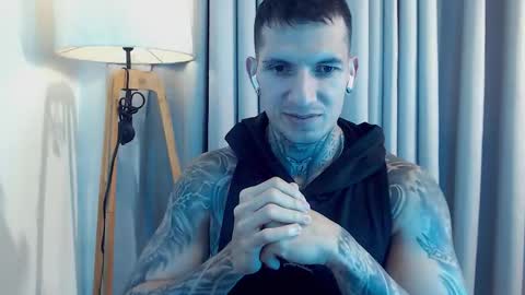 Sebastian online show from September 2025 09:05:02 PM