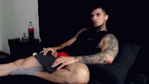 Sebastian online show from September 2025 09:52:02 PM