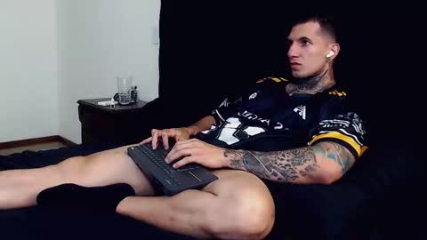 Sebastian online show from October 2025 11:36:02 PM