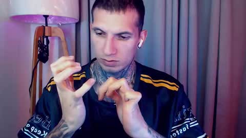 Sebastian online show from October 2025 01:53:02 AM