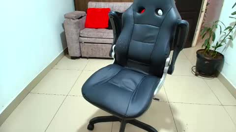 juan  sebastian online show from February 2025 06:13:01 PM