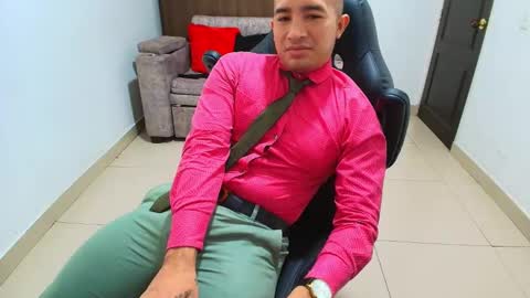 juan  sebastian online show from February 2025 06:43:02 PM