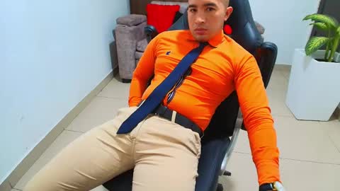 juan  sebastian online show from February 2025 06:32:02 PM