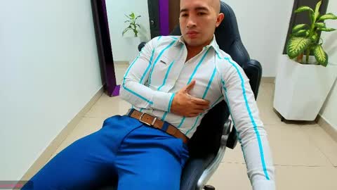 juan  sebastian online show from May 2026 12:56:01 PM