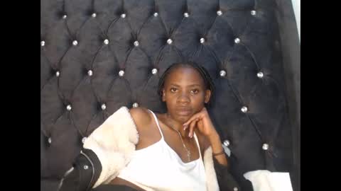 sebatrishaa online show from November 2025 05:26:02 PM