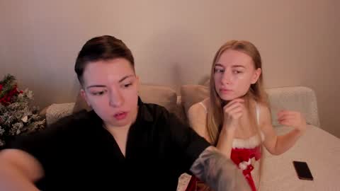 Amanda and  pair in a real life we love each other but can play with you online show from January 2025 08:02:02 AM