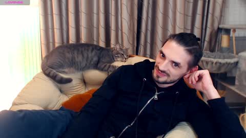 Dean Carter online show from December 2024 01:11:02 AM