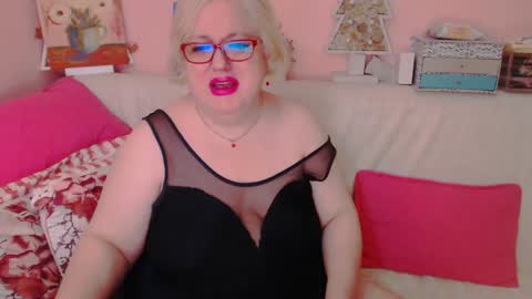 Snapshot of secretloverbbw chatting on December 2024 07:59:02 PM Alice online show from December 2024 07:59:02 PM