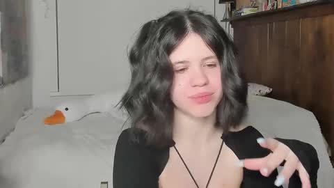 Anna online show from February 2025 04:20:01 PM