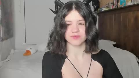 Anna online show from February 2025 10:25:01 PM