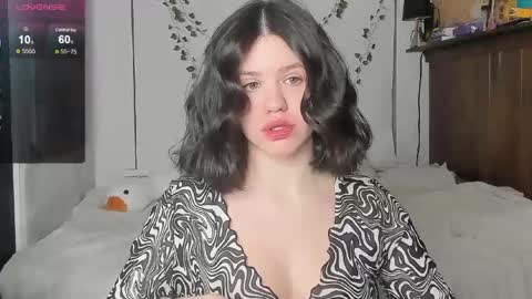 Anna online show from February 2025 07:49:01 PM