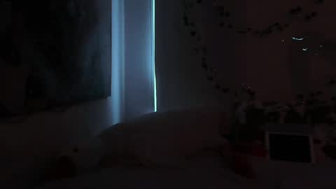 Anna online show from March 2025 08:54:02 AM