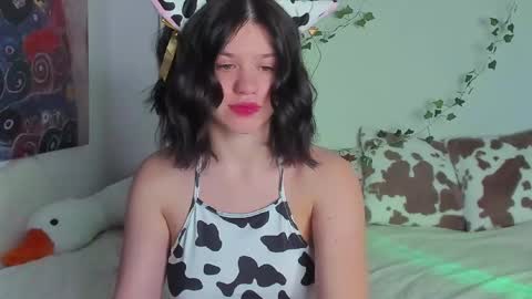 Anna online show from March 2025 06:43:01 PM